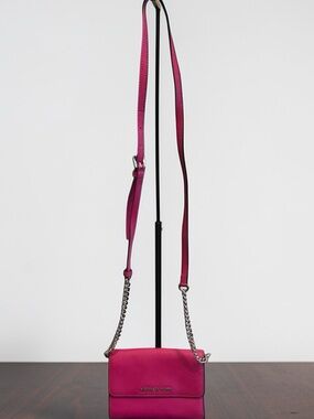 Michael Kors Jet Set Travel Large Phone Crossbody Bag Pink Saffiano Leather